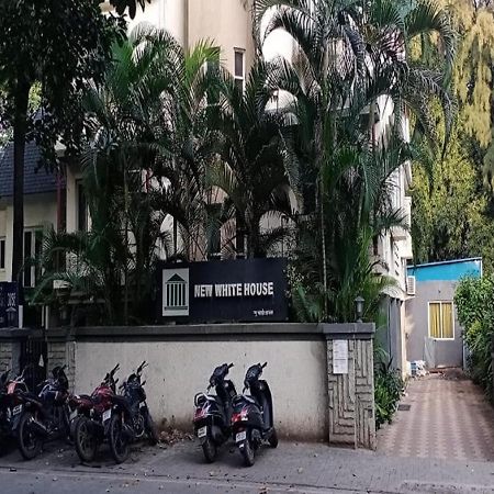 Hotel White House Πούνε Εξωτερικό φωτογραφία