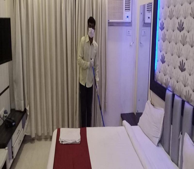 Hotel White House Πούνε Εξωτερικό φωτογραφία